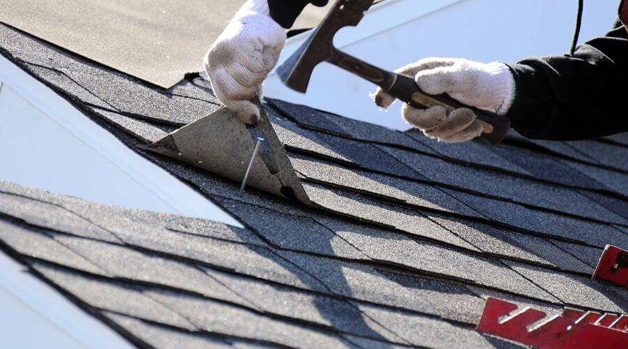 Professional gutter cleaning in Verona, ND